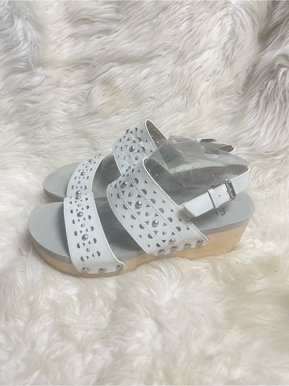Earth White Pine Toba leather white Perforated Studded Wedge Sandals